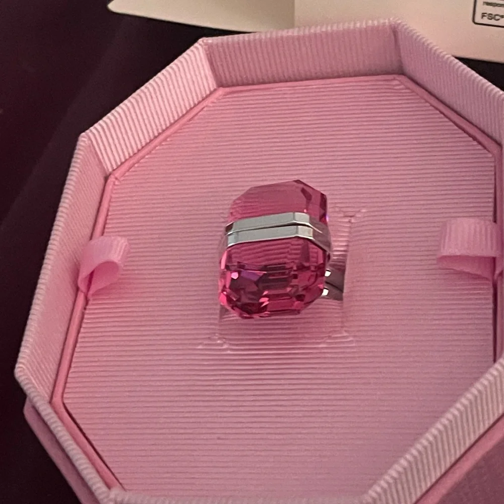 Lucent ring Magnetic closure, Pink, Rhodium plated- size 60 ≈ US ring size 9